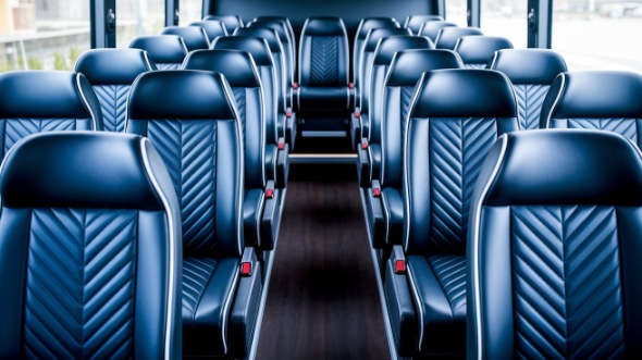 springfield 30 passenger minibus rental